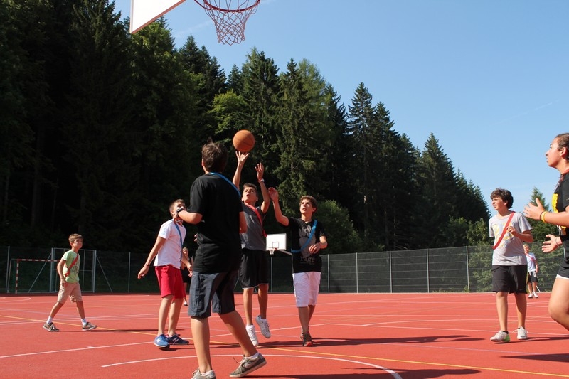 Village Camps International Summer Camp Leysin, Switzerland 2026-08-12 https://www.villagecamps.com/journals_admin/images/694-23-sports (49).jpg